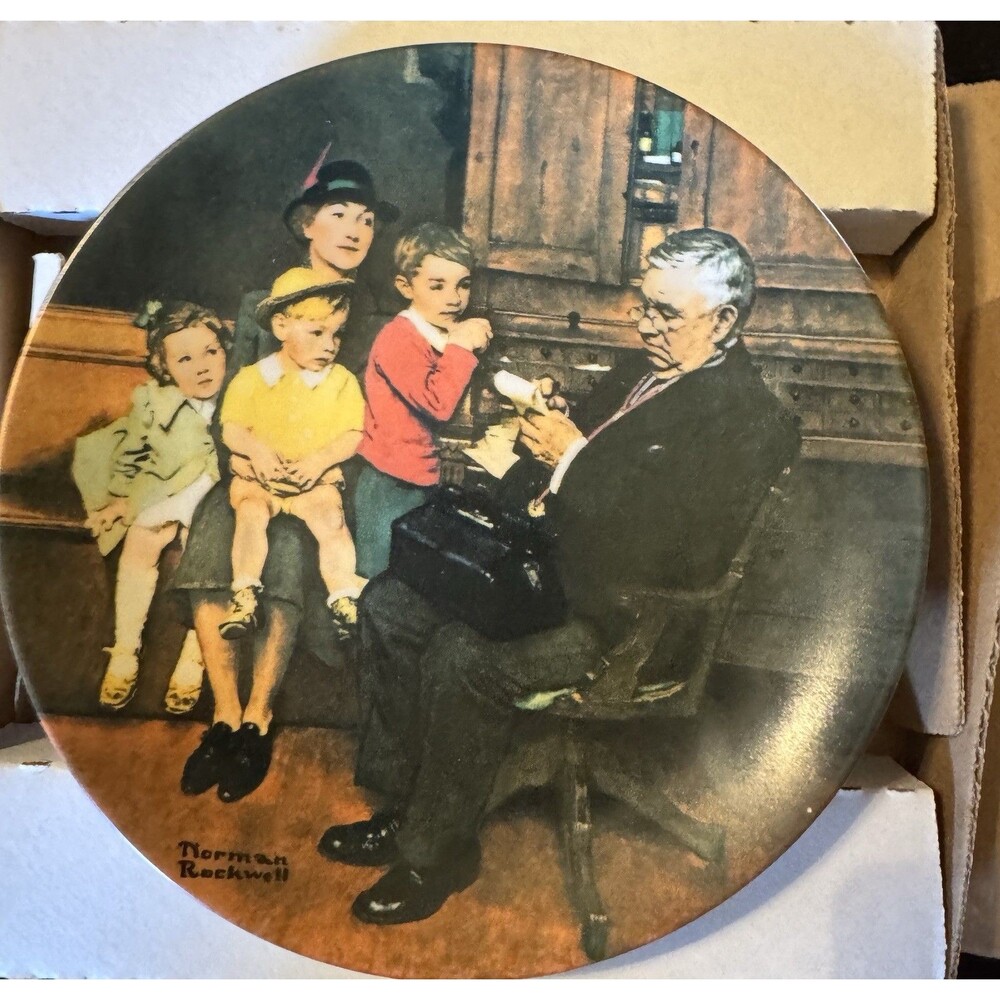“The Family Doctor" 1992 Knowles Norman Rockwell Collector Plate - 8 1/2”